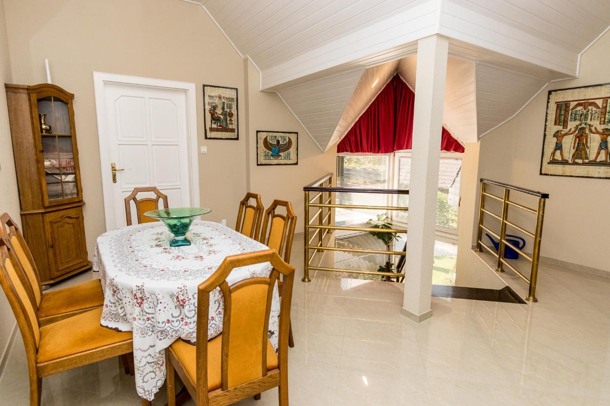 Haus Sonnenhof Hotel Siófok Buitenkant foto