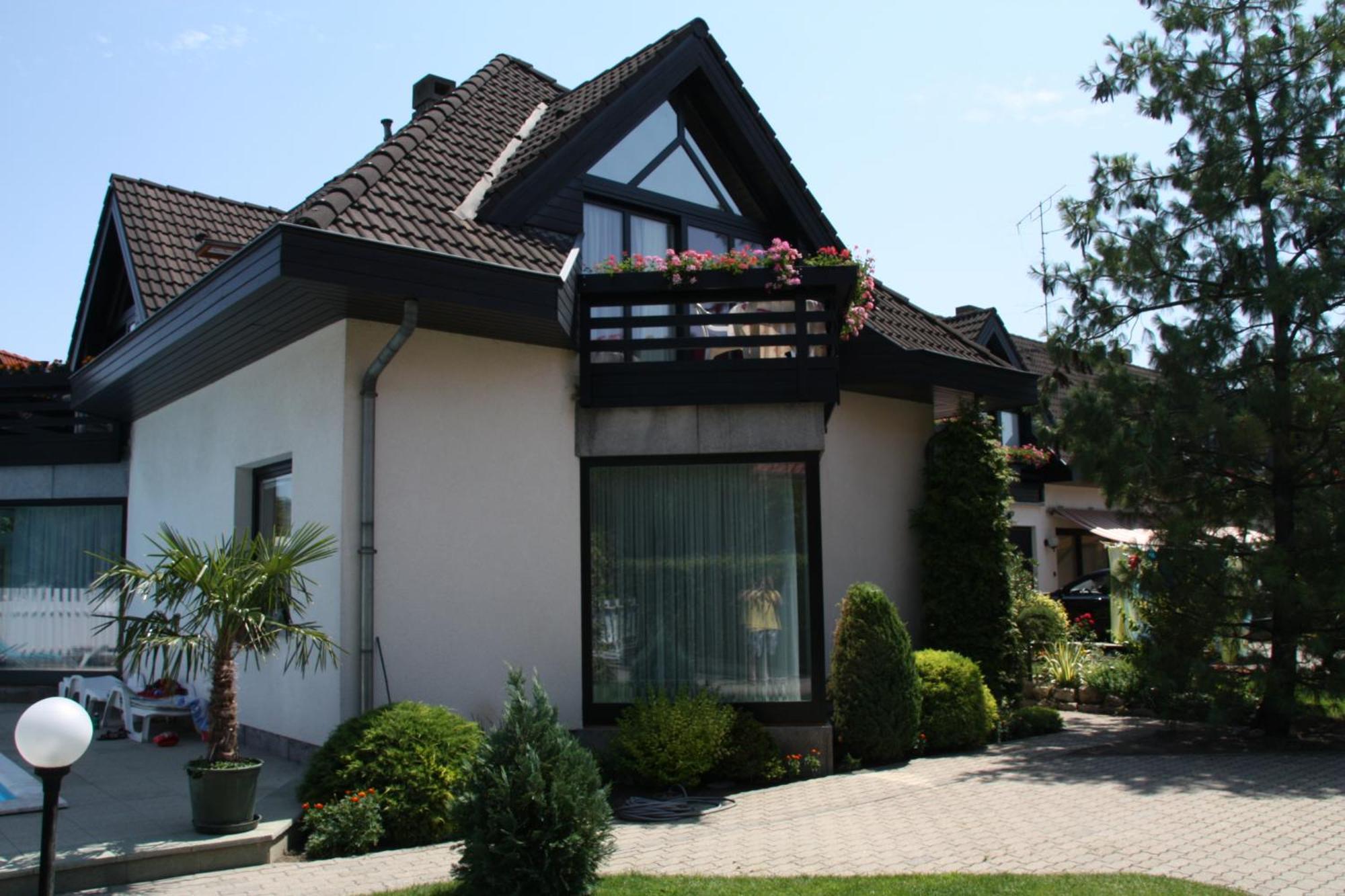 Haus Sonnenhof Hotel Siófok Buitenkant foto